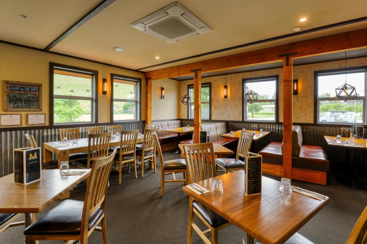 Marsden Lake Resort Central Otago Cromwell Kültér fotó Interior of a restaurant in Japan
